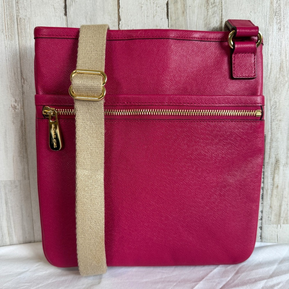 Michael Kors Jet Set‎ Crossbody Bag Small Hot Pink Saffiano Leather Barbiecore